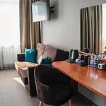 Gosciniec Caro Hotel 3*