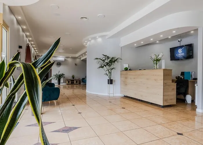 فندق Caro 3*